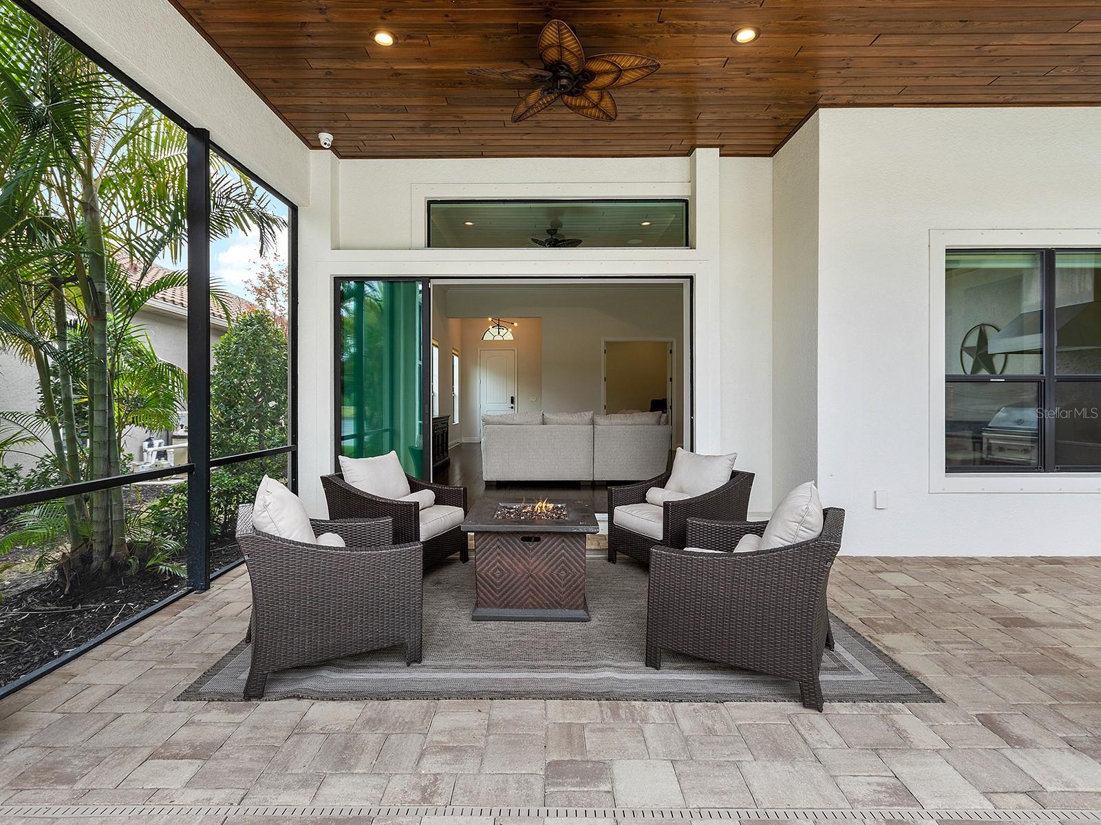 7220 WHITTLEBURY TRL, LAKEWOOD RANCH, FL, 34202