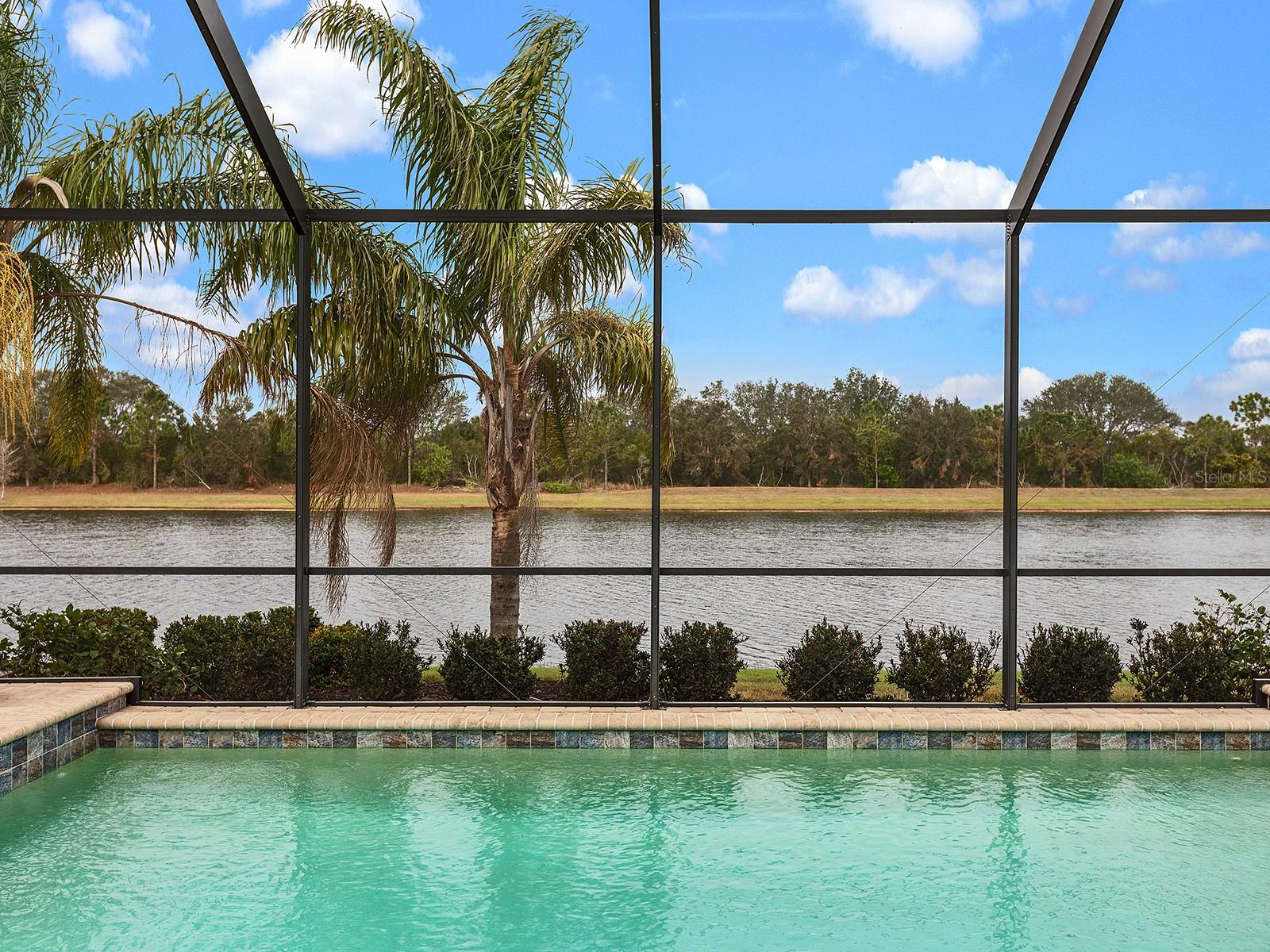 7220 WHITTLEBURY TRL, LAKEWOOD RANCH, FL, 34202
