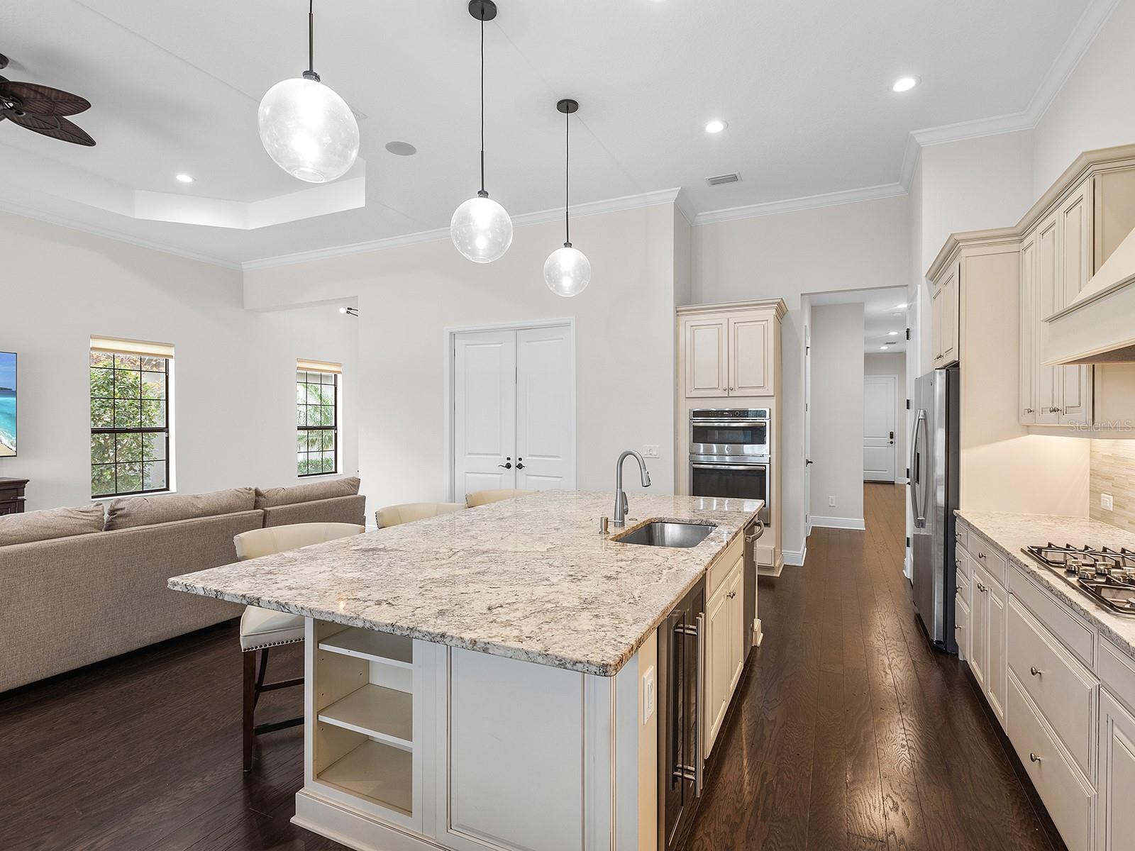 7220 WHITTLEBURY TRL, LAKEWOOD RANCH, FL, 34202