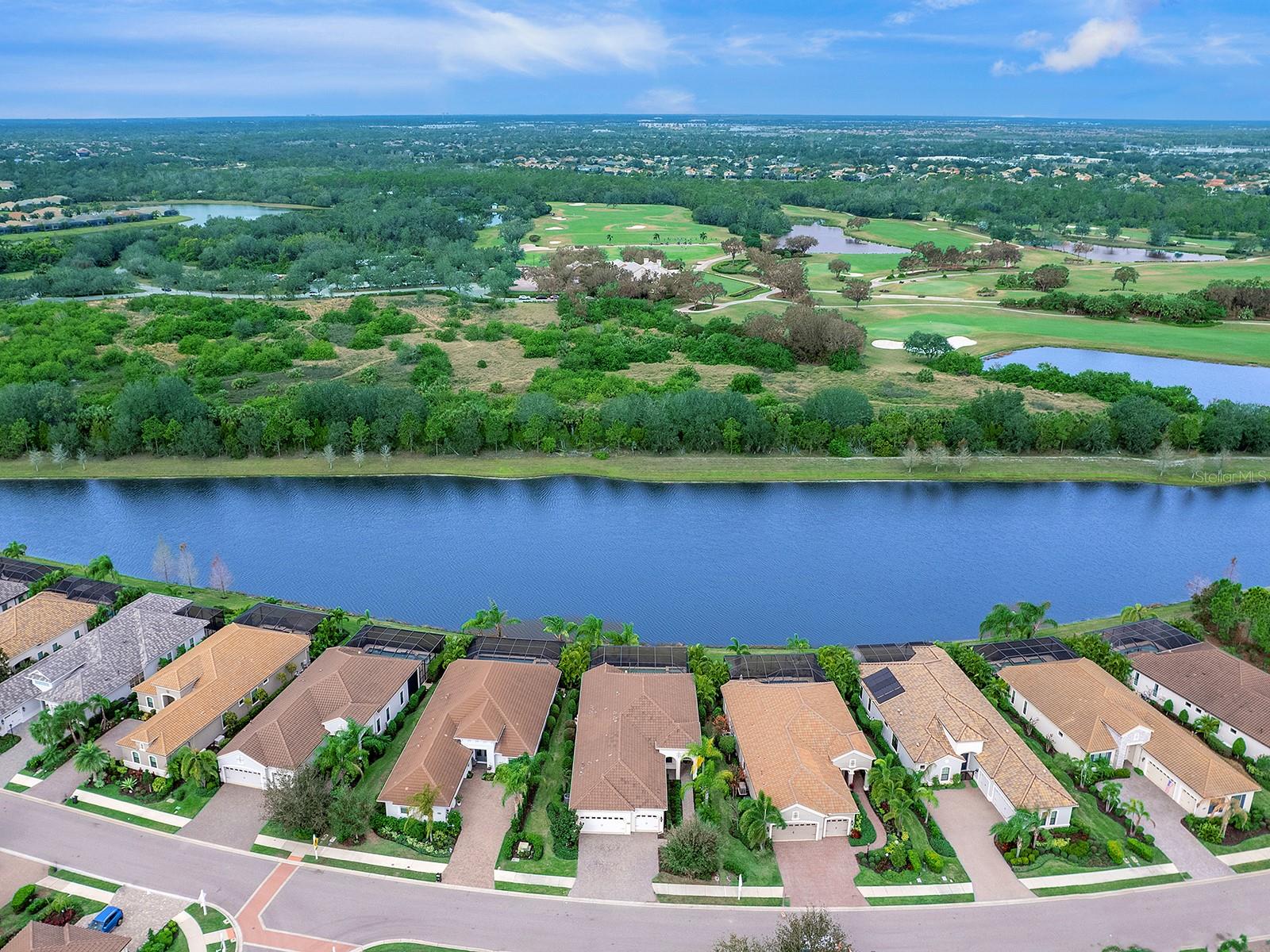 7220 WHITTLEBURY TRL, LAKEWOOD RANCH, FL, 34202
