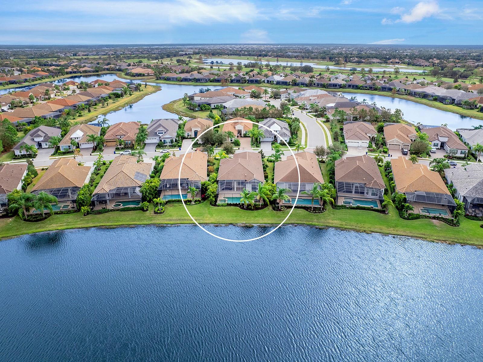 7220 WHITTLEBURY TRL, LAKEWOOD RANCH, FL, 34202
