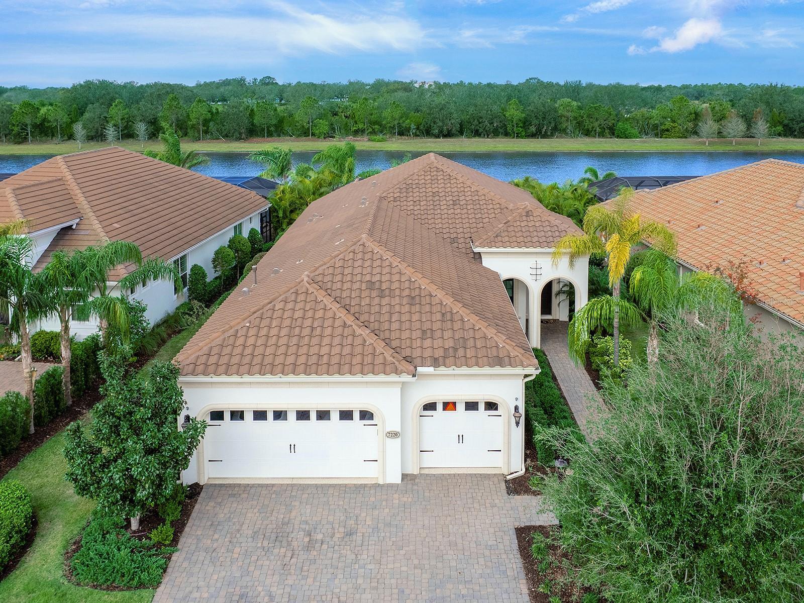 7220 WHITTLEBURY TRL, LAKEWOOD RANCH, FL, 34202