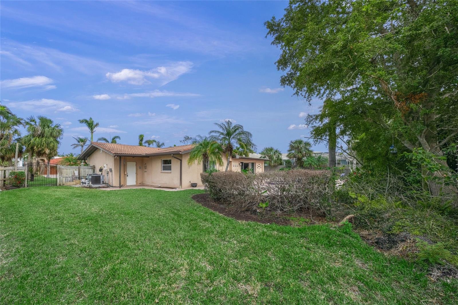 523 N SPOONBILL DR, SARASOTA, FL, 34236