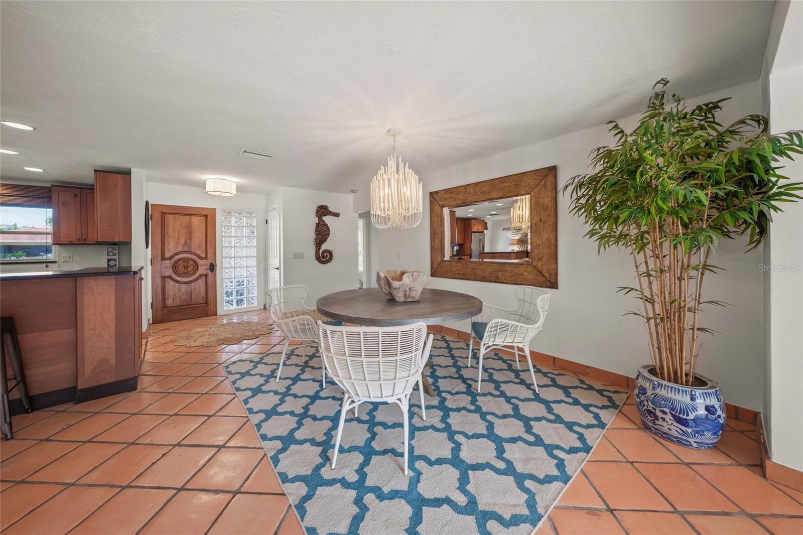523 N SPOONBILL DR, SARASOTA, FL, 34236