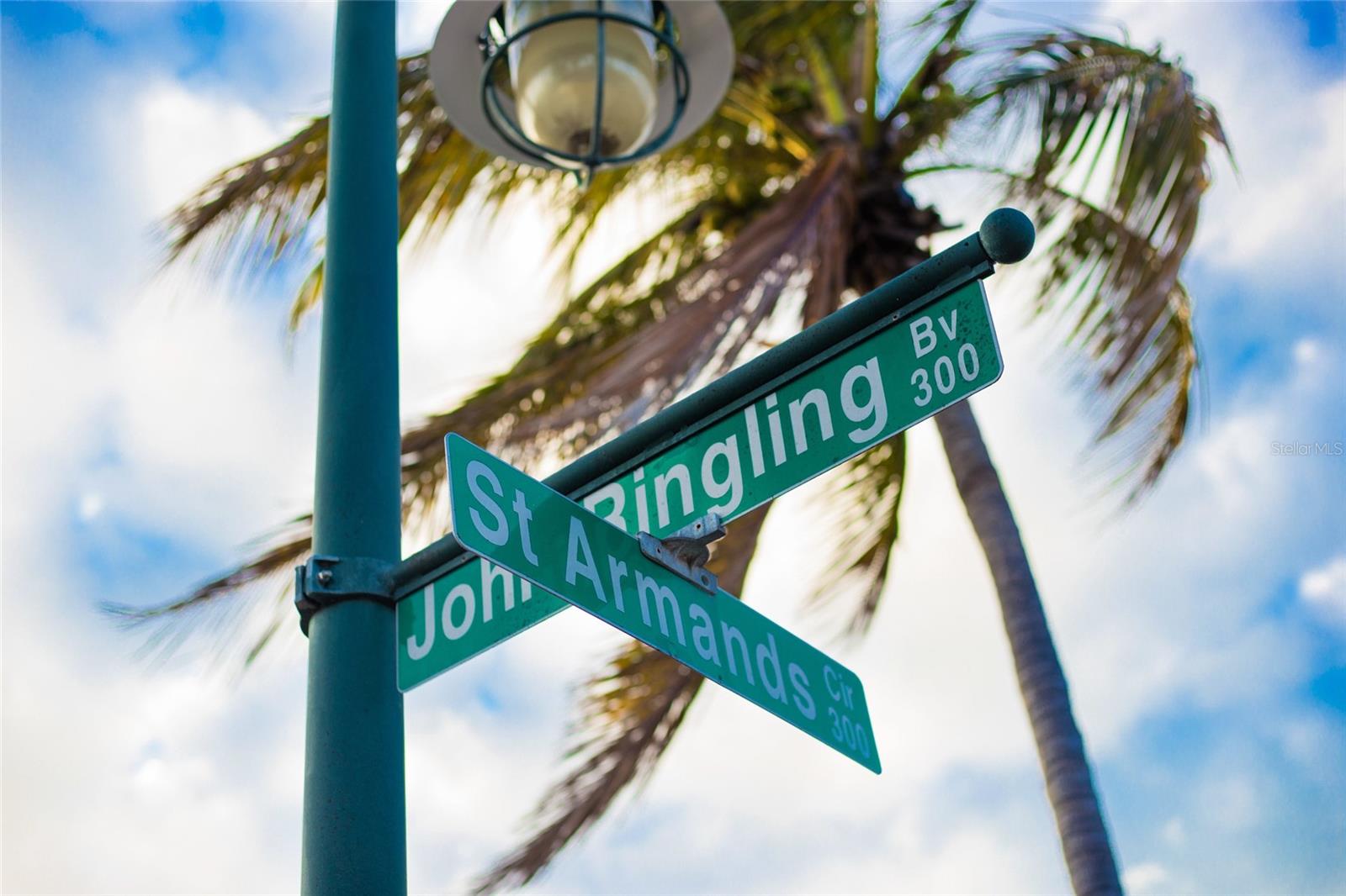 523 N SPOONBILL DR, SARASOTA, FL, 34236