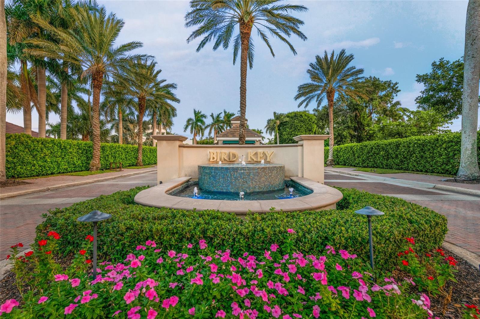 523 N SPOONBILL DR, SARASOTA, FL, 34236