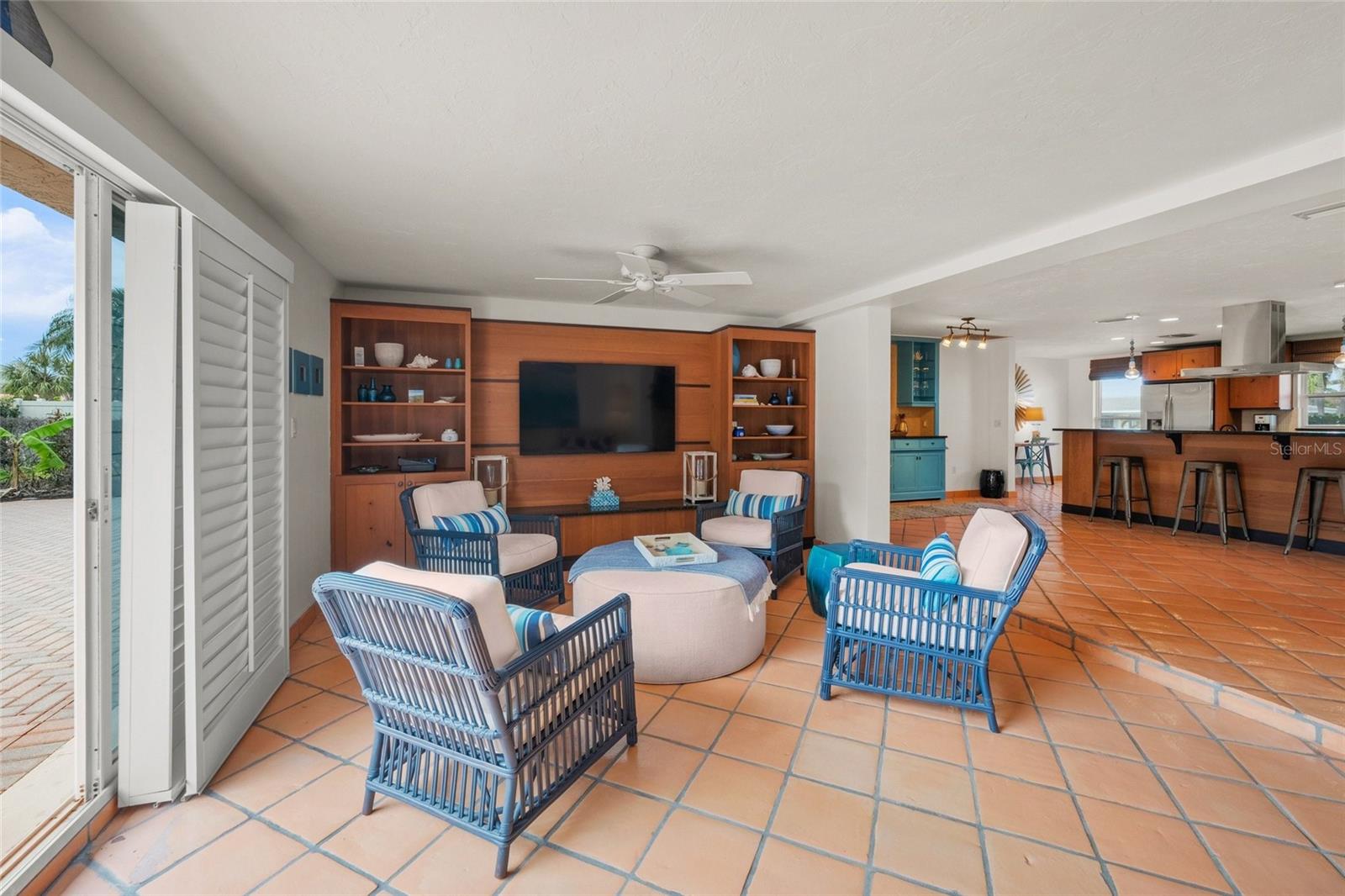 523 N SPOONBILL DR, SARASOTA, FL, 34236