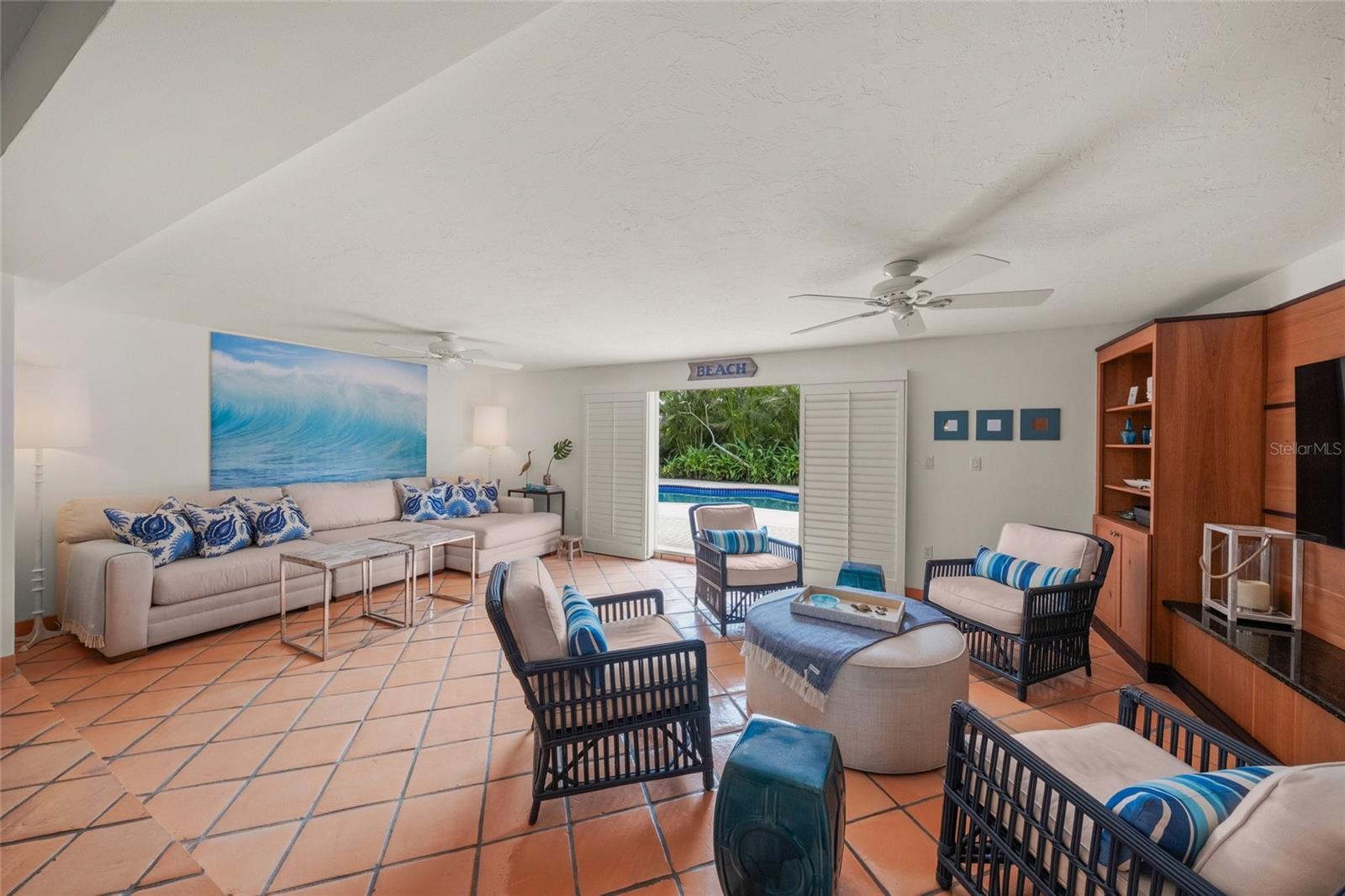 523 N SPOONBILL DR, SARASOTA, FL, 34236