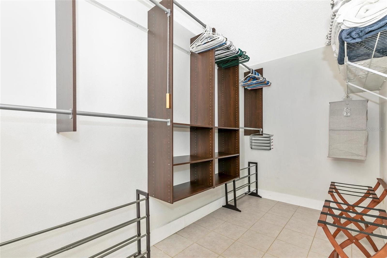 3698 GLEN OAKS MANOR DR, SARASOTA, FL, 34232