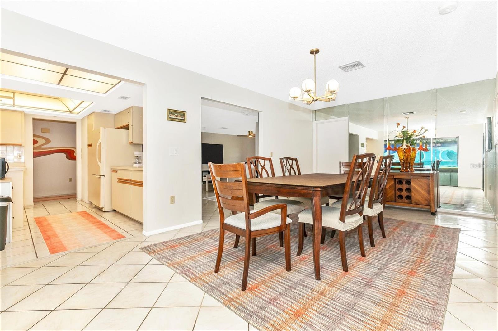 3698 GLEN OAKS MANOR DR, SARASOTA, FL, 34232