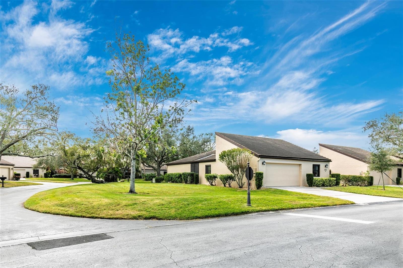 3698 GLEN OAKS MANOR DR, SARASOTA, FL, 34232