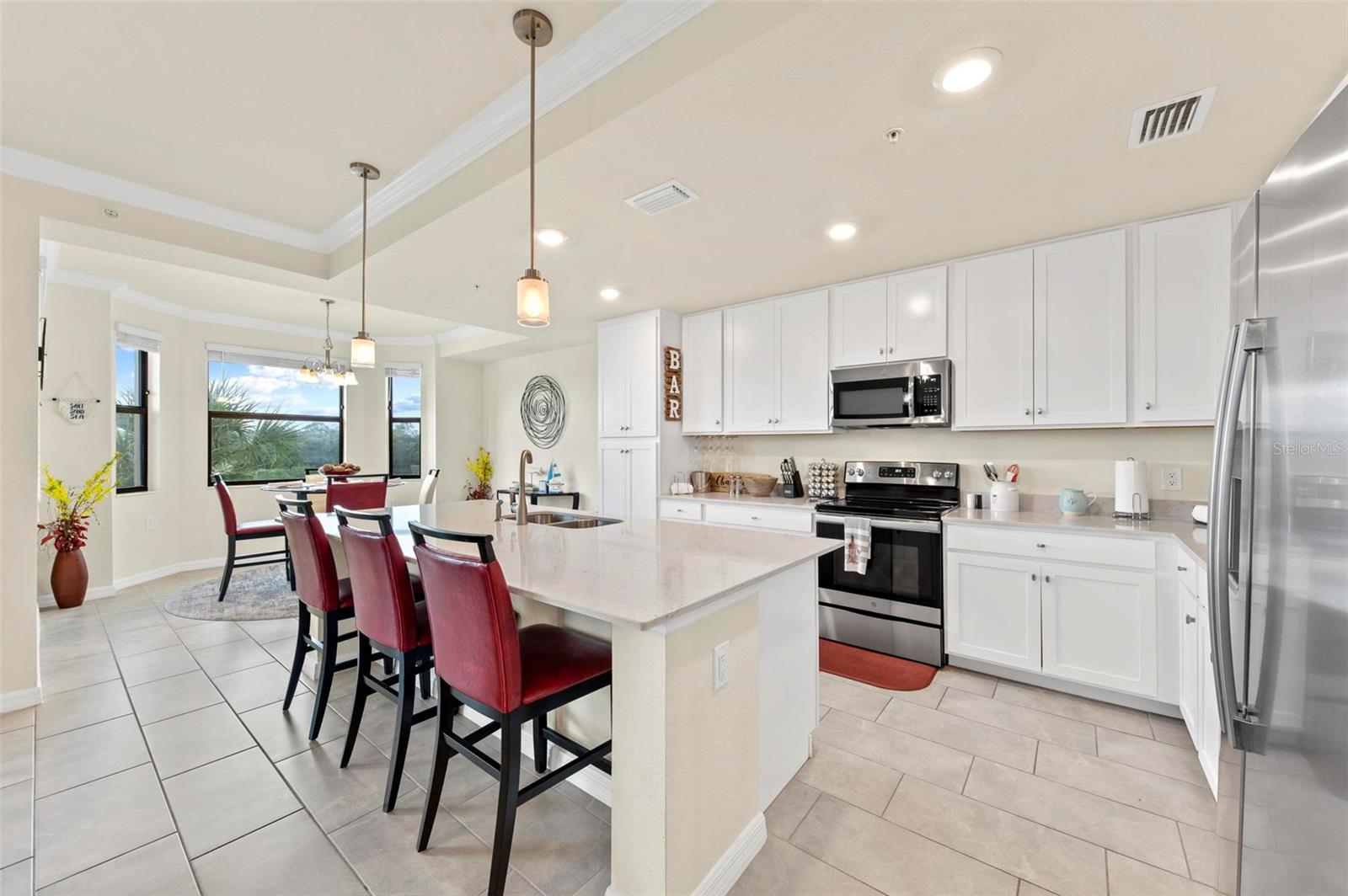 17810 GAWTHROP DR #303, BRADENTON, FL, 34211