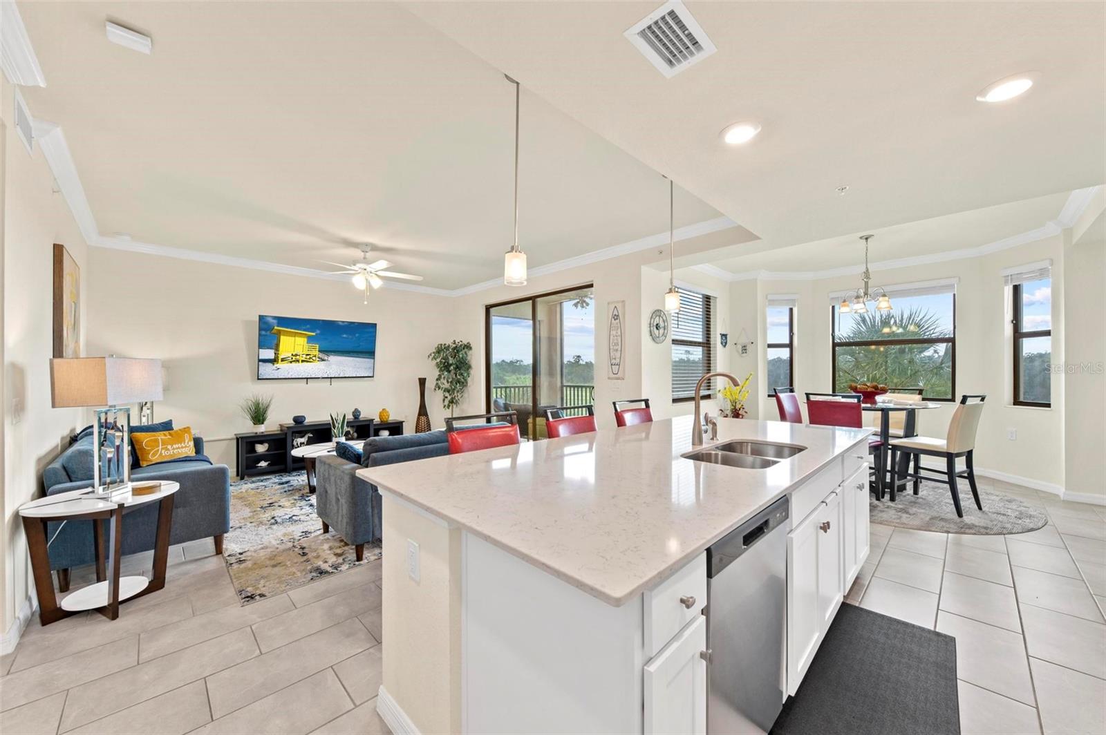 17810 GAWTHROP DR #303, BRADENTON, FL, 34211