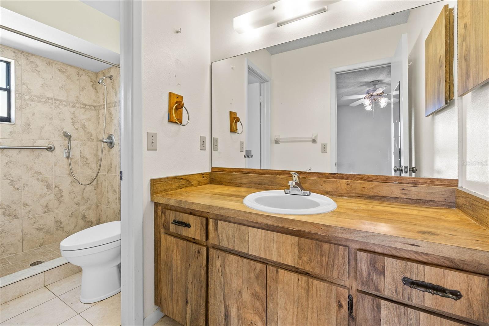 9422 BELLHAVEN ST, TEMPLE TERRACE, FL, 33637