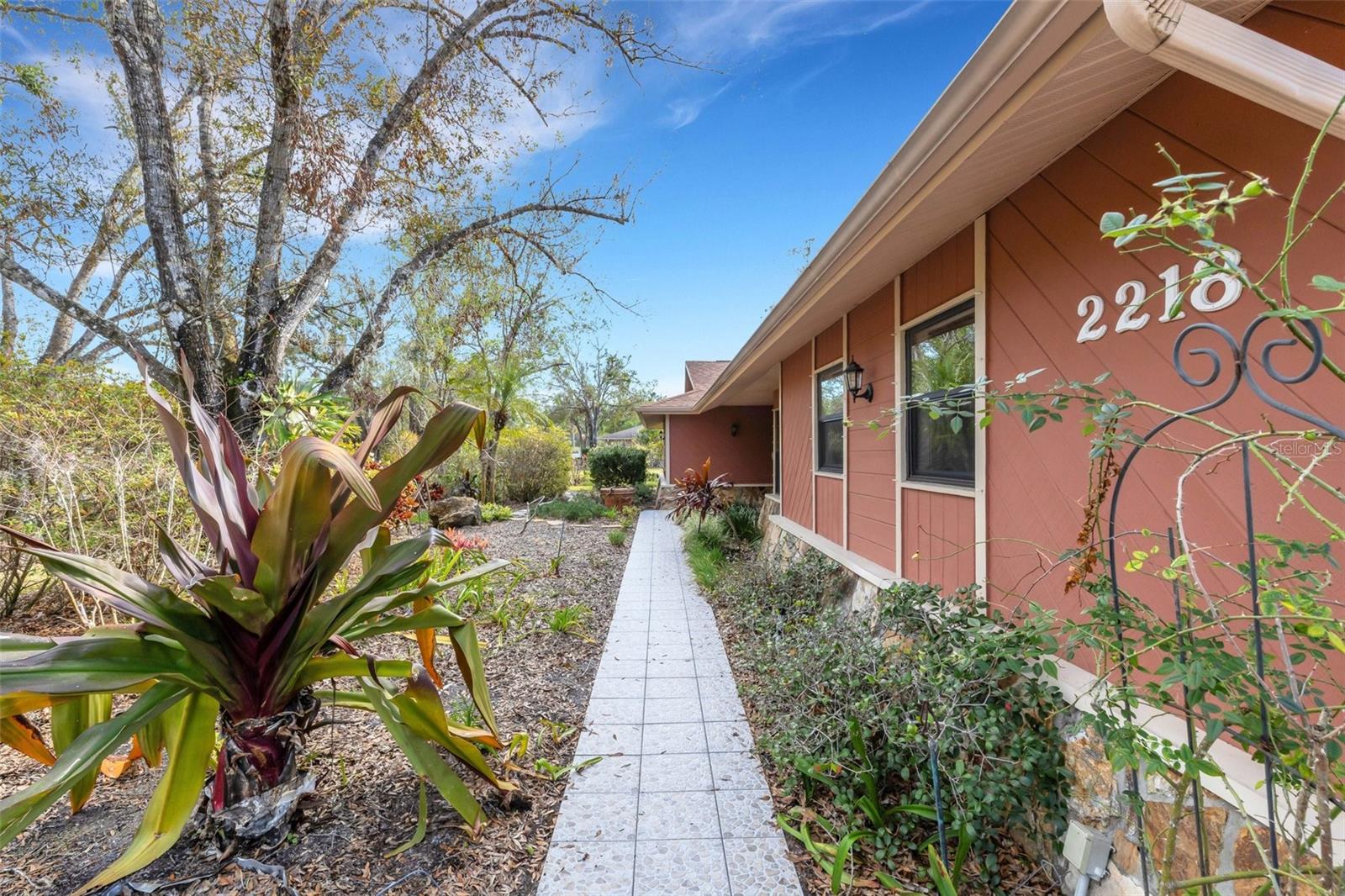 2218 SHADOW OAKS RD, SARASOTA, FL, 34240