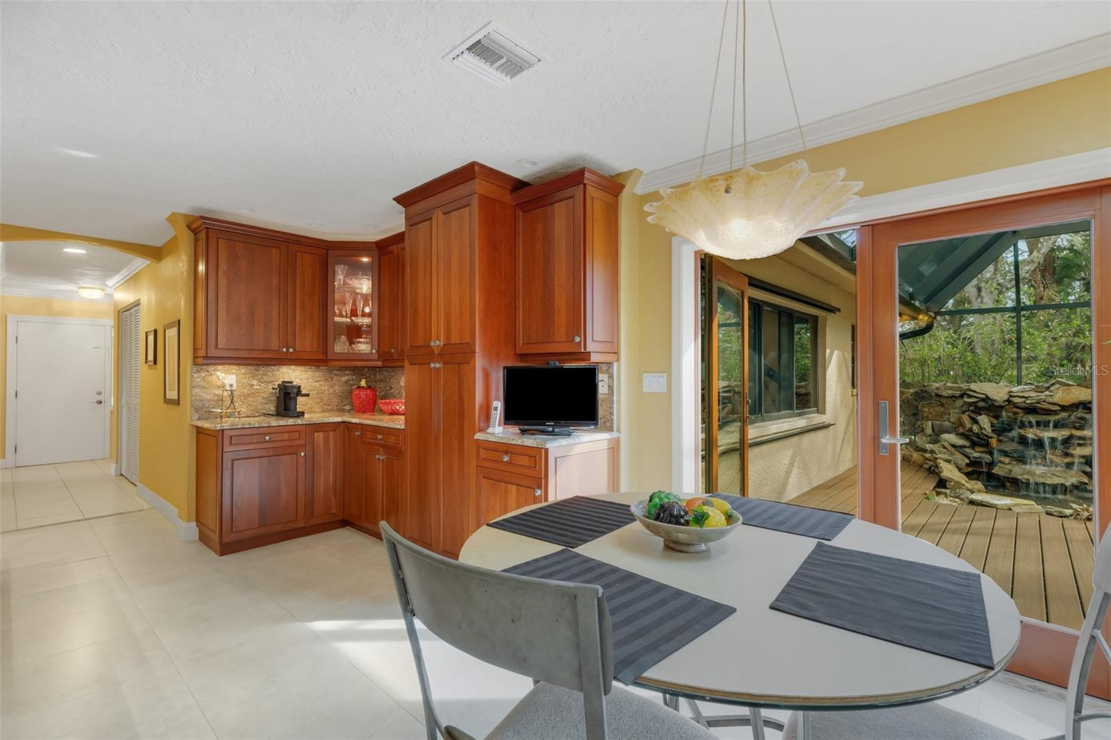 2218 SHADOW OAKS RD, SARASOTA, FL, 34240