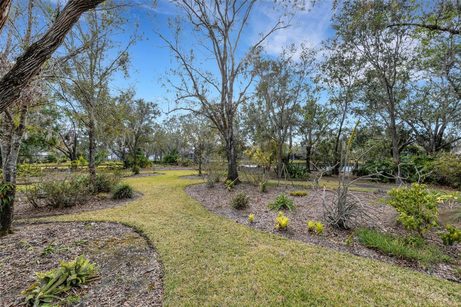 2218 SHADOW OAKS RD, SARASOTA, FL, 34240