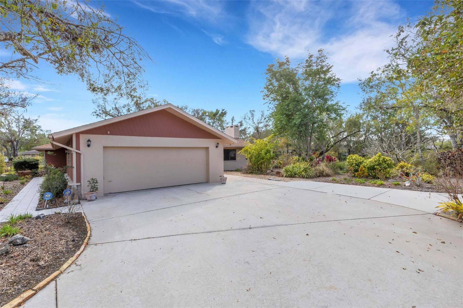 2218 SHADOW OAKS RD, SARASOTA, FL, 34240