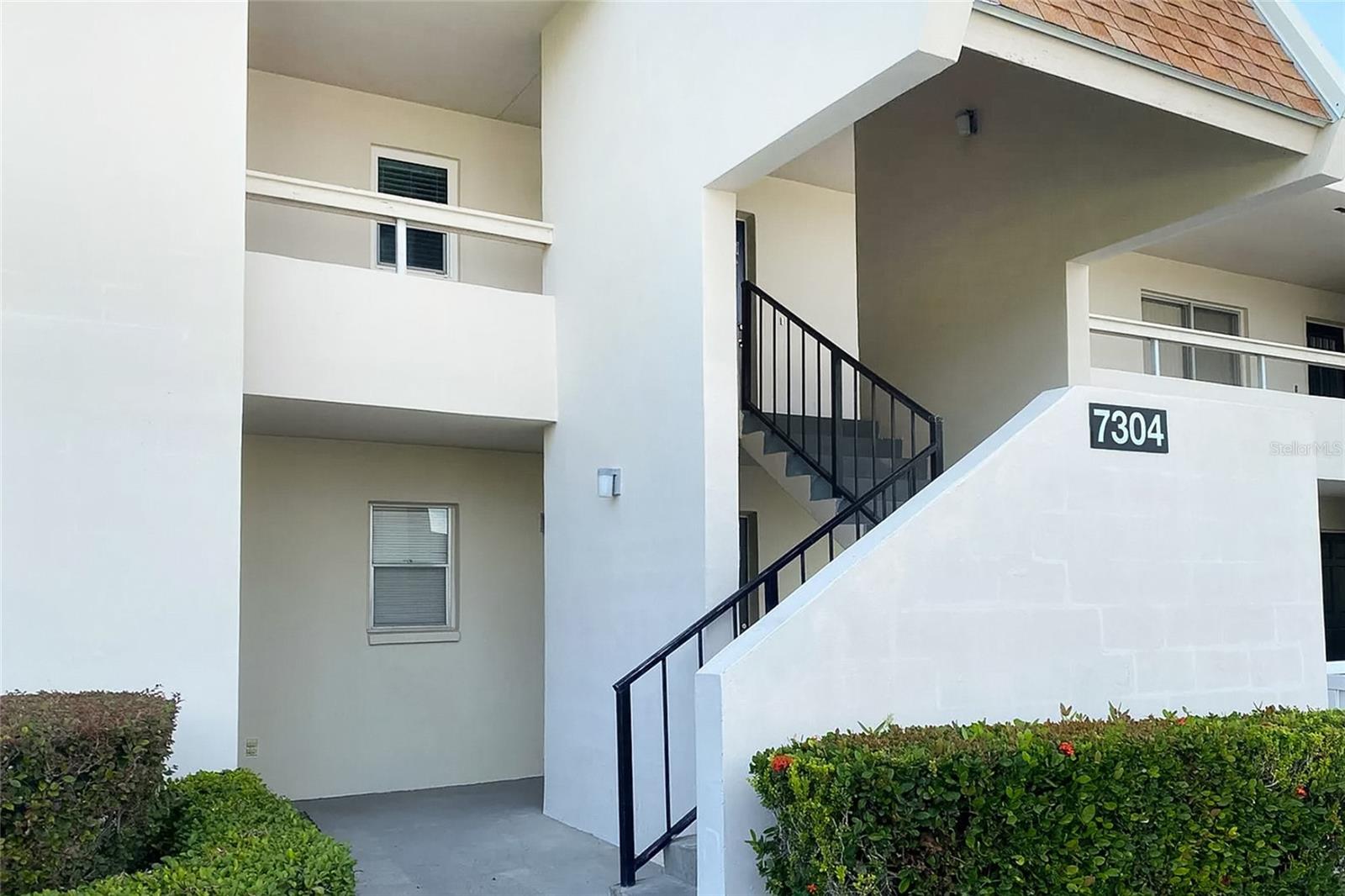 7304 W COUNTRY CLUB DR N #213, SARASOTA, FL, 34243