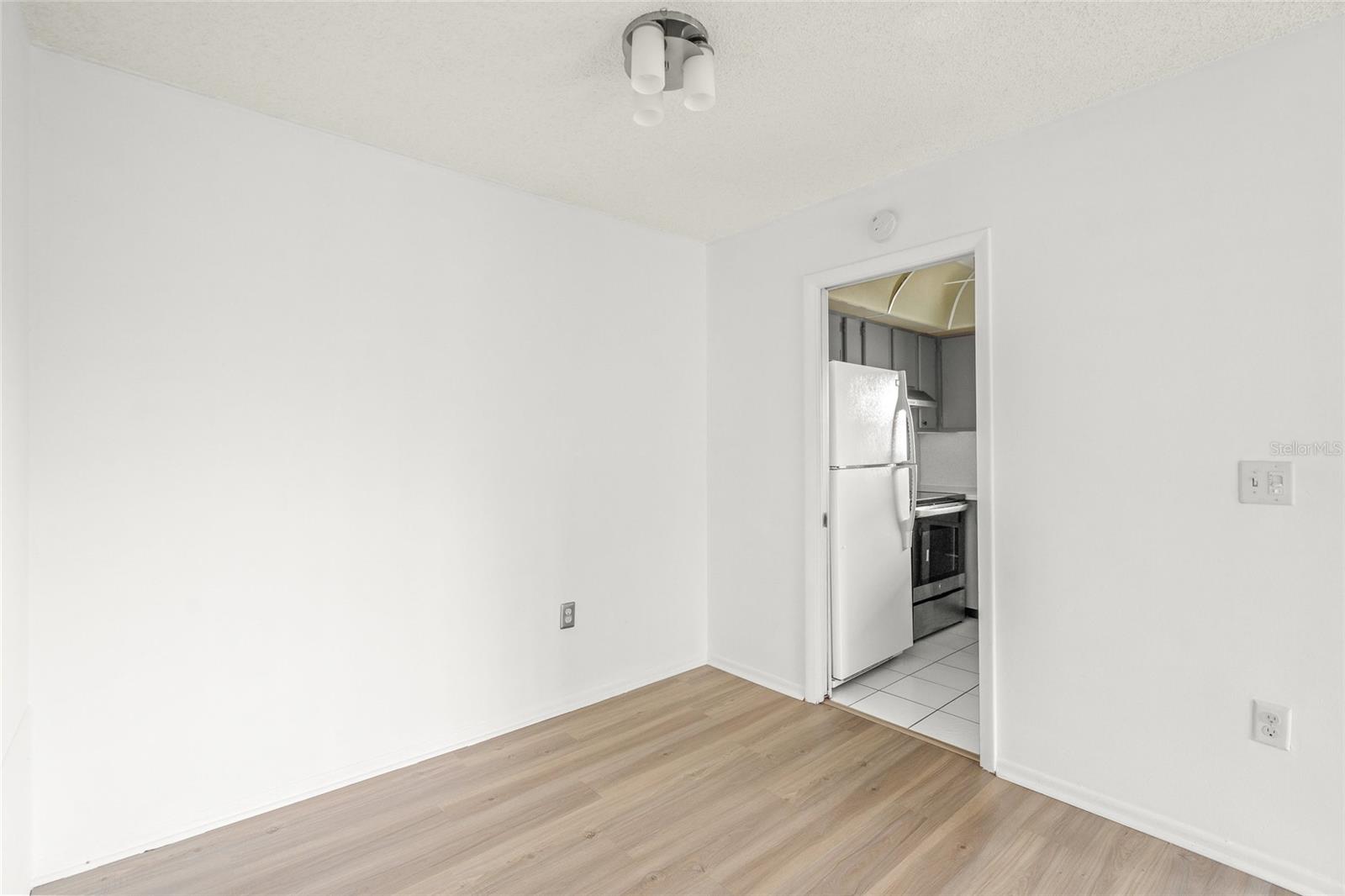 7304 W COUNTRY CLUB DR N #213, SARASOTA, FL, 34243