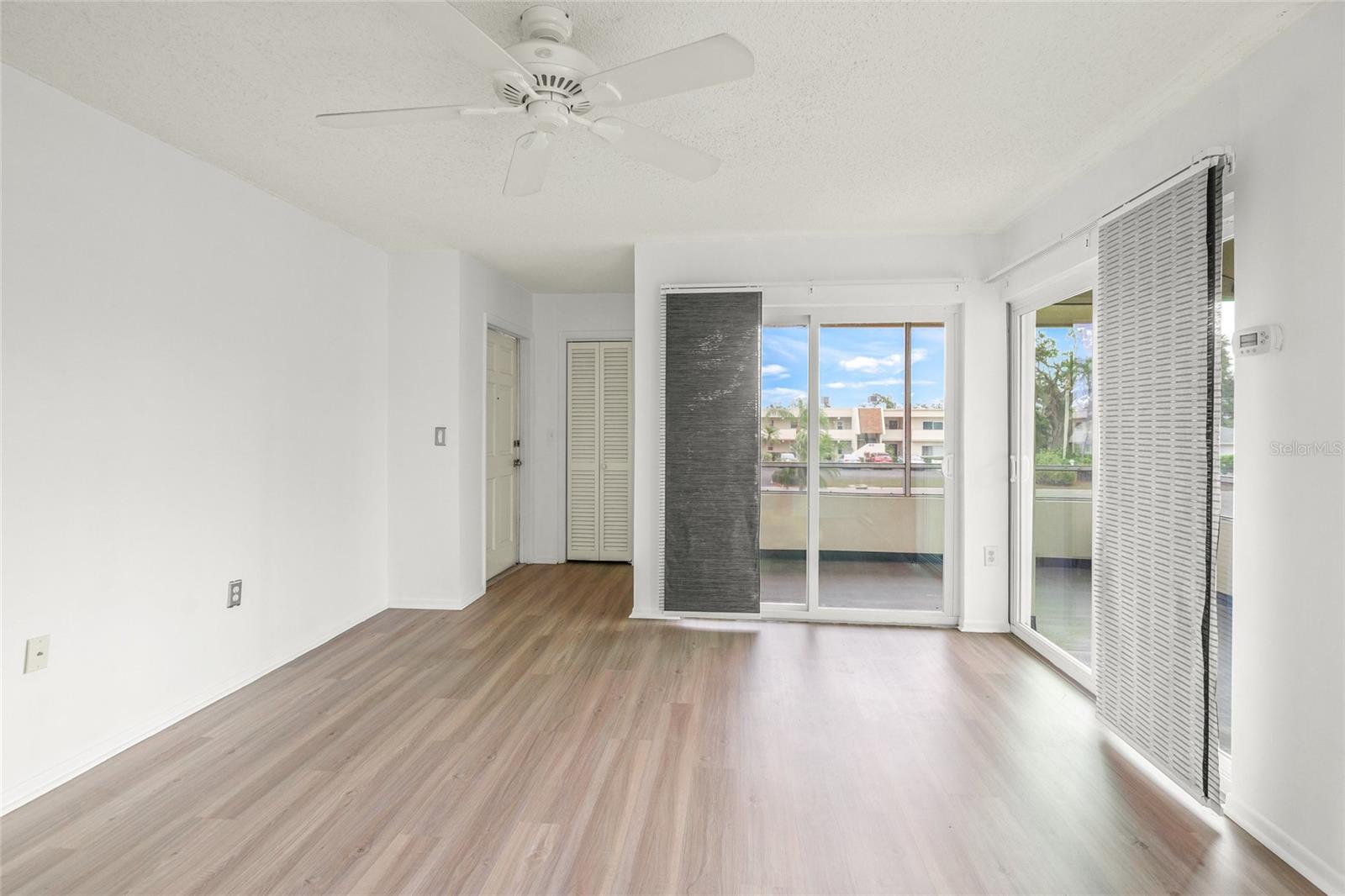 7304 W COUNTRY CLUB DR N #213, SARASOTA, FL, 34243