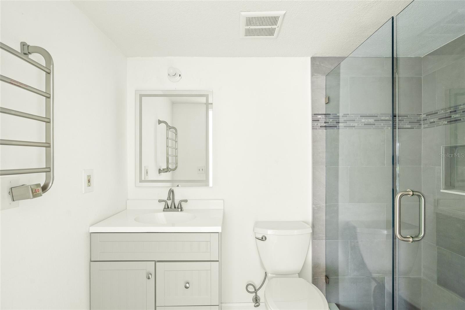 7304 W COUNTRY CLUB DR N #213, SARASOTA, FL, 34243