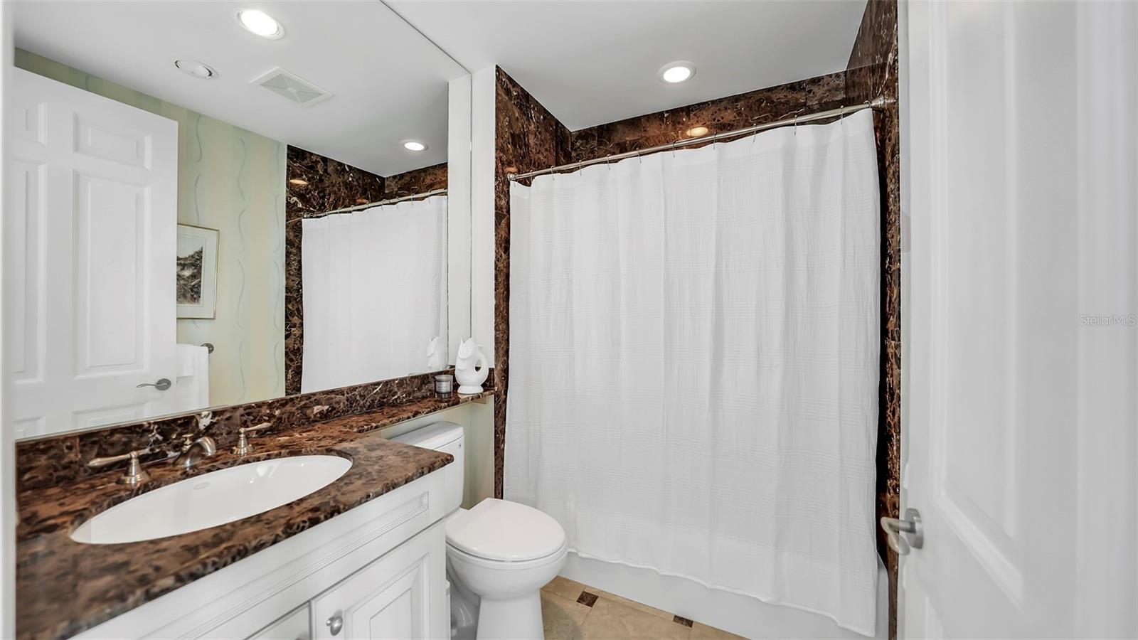 1300 BENJAMIN FRANKLIN DR #504, SARASOTA, FL, 34236