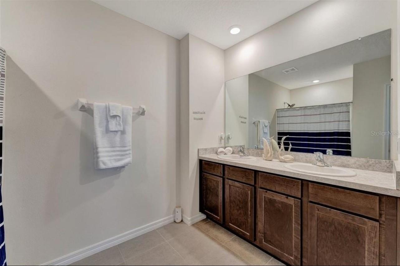 5732 CAPE PRIMROSE DR, SARASOTA, FL, 34232