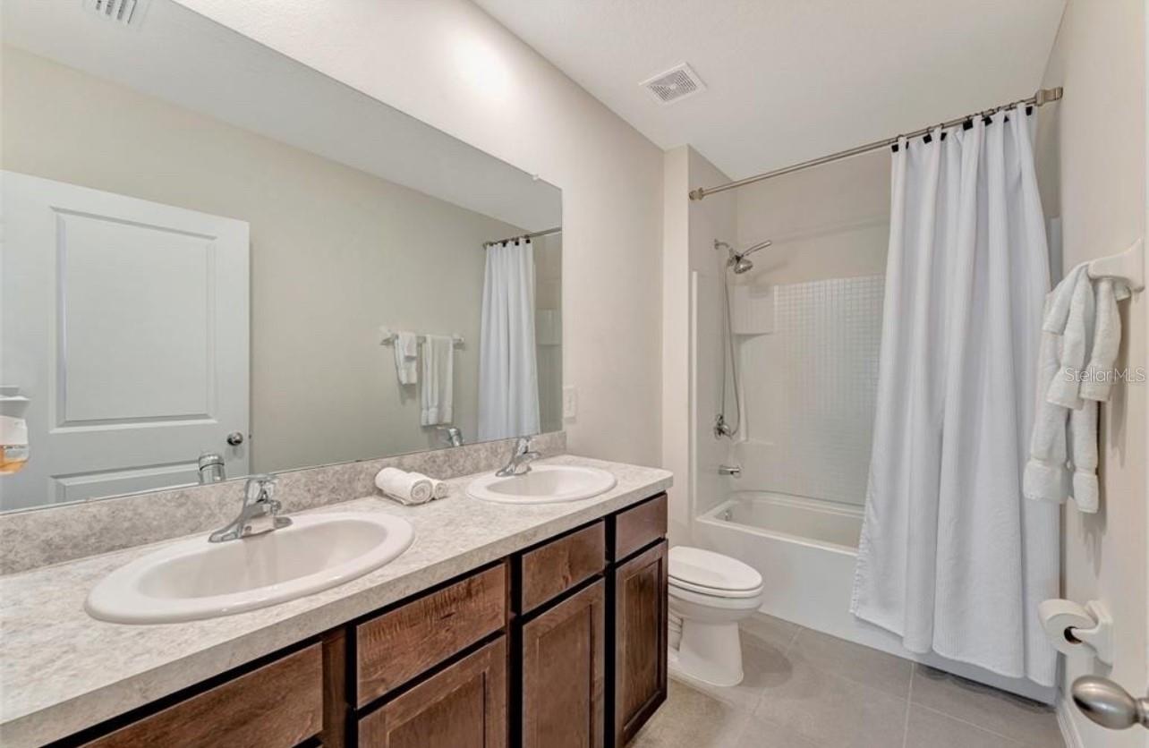 5732 CAPE PRIMROSE DR, SARASOTA, FL, 34232