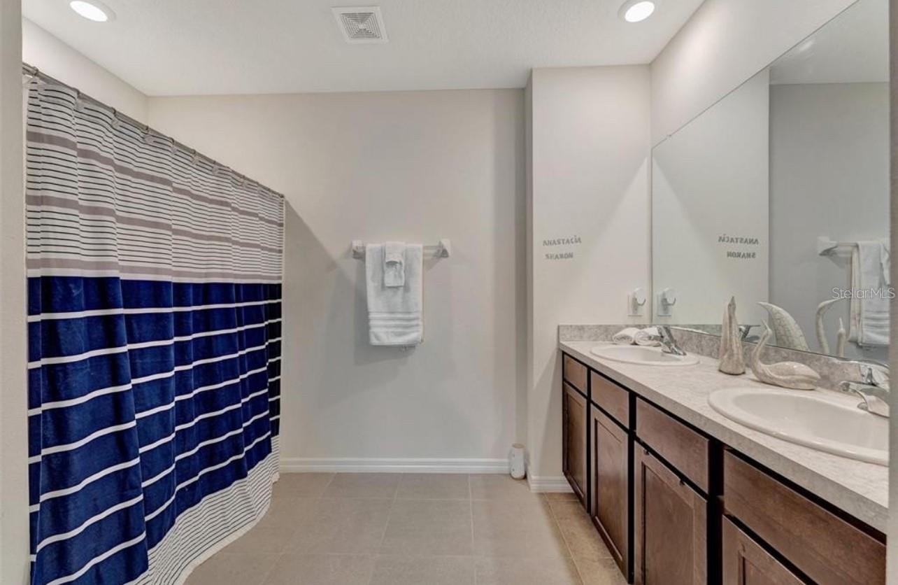 5732 CAPE PRIMROSE DR, SARASOTA, FL, 34232