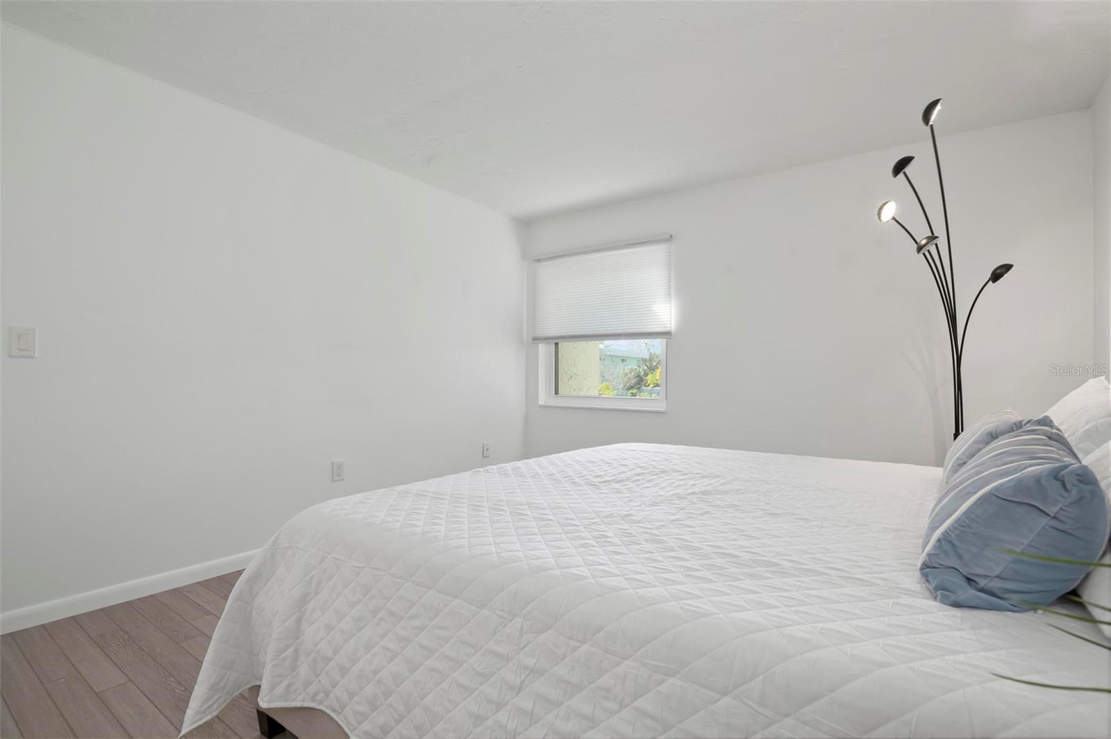 3201 BENEVA RD #204, SARASOTA, FL, 34232