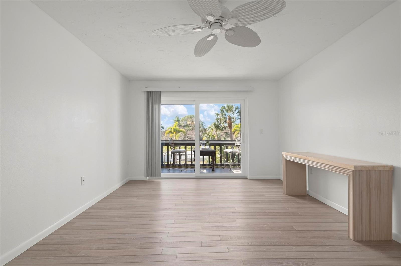 3201 BENEVA RD #204, SARASOTA, FL, 34232