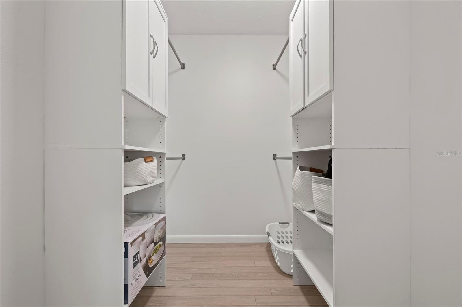3201 BENEVA RD #204, SARASOTA, FL, 34232