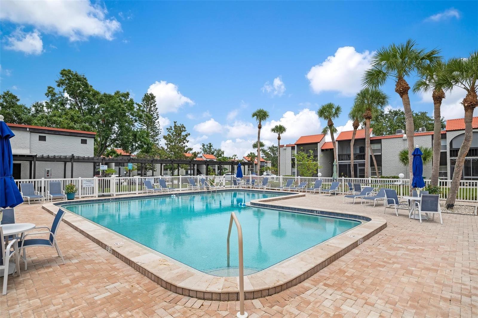 3201 BENEVA RD #204, SARASOTA, FL, 34232