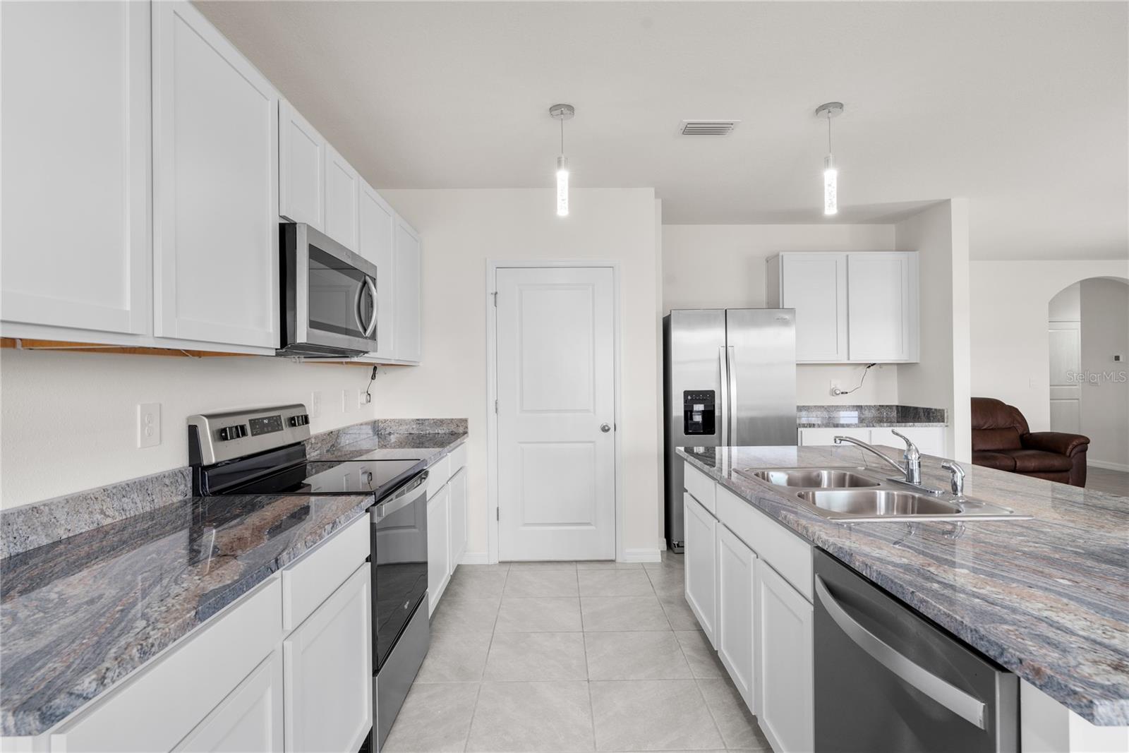 141 HICKORY COURSE CIR, OCALA, FL, 34472