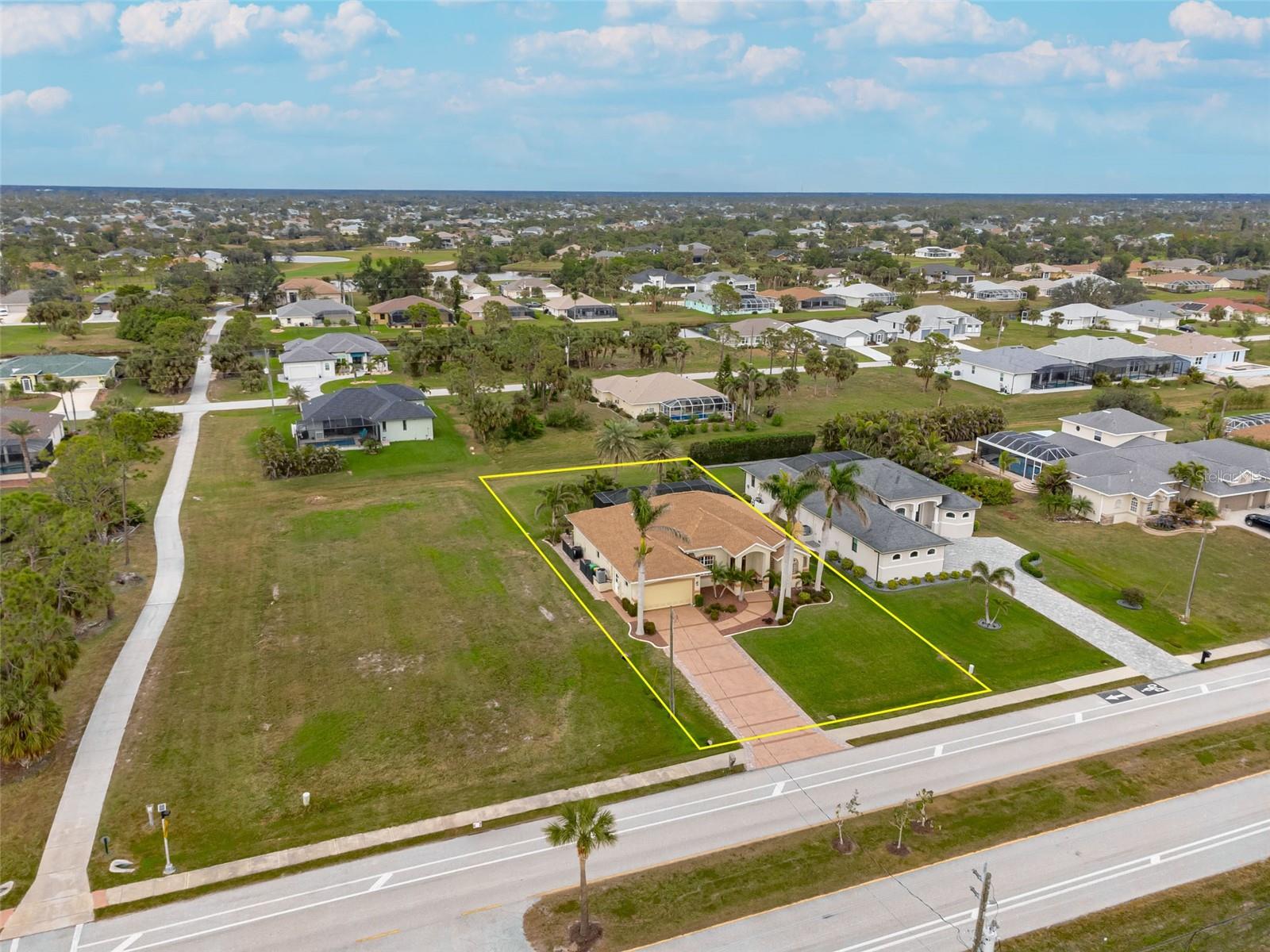 185 ROTONDA BLVD E, ROTONDA WEST, FL, 33947