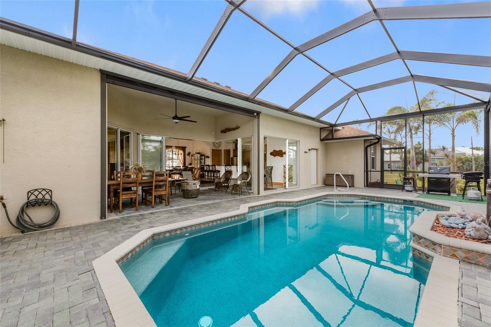 185 ROTONDA BLVD E, ROTONDA WEST, FL, 33947