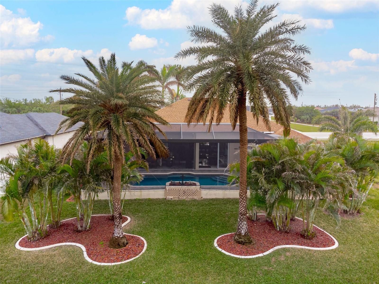 185 ROTONDA BLVD E, ROTONDA WEST, FL, 33947