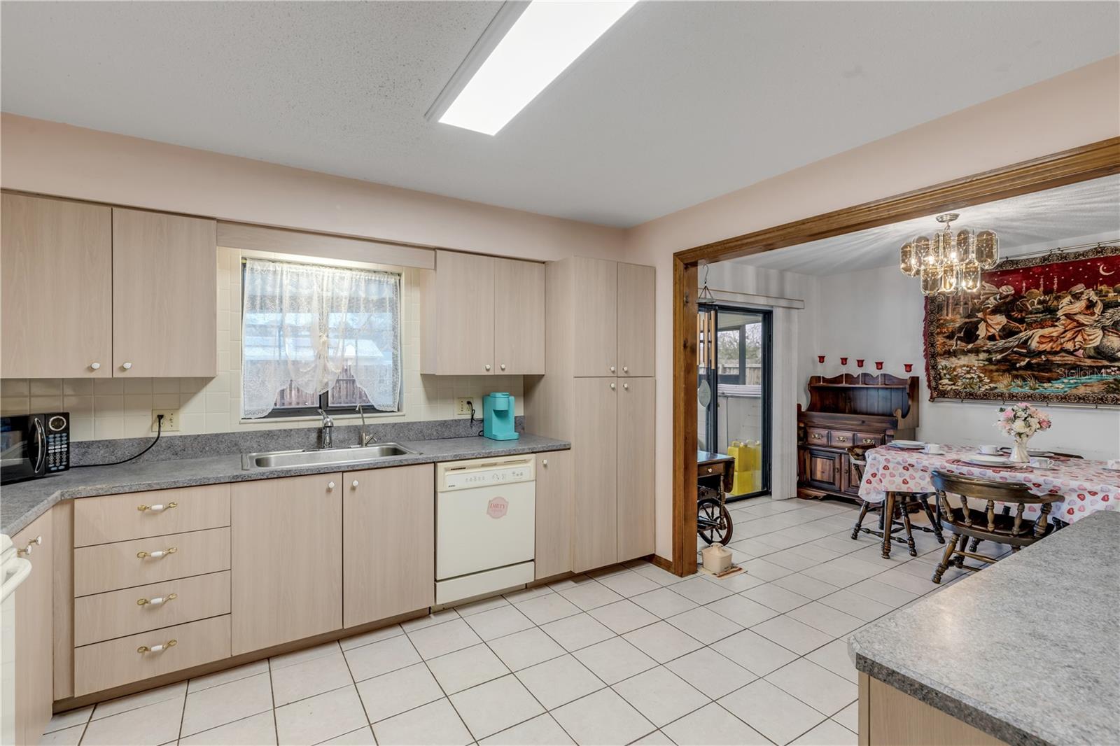 3039 TAMARIND DR, EDGEWATER, FL, 32141