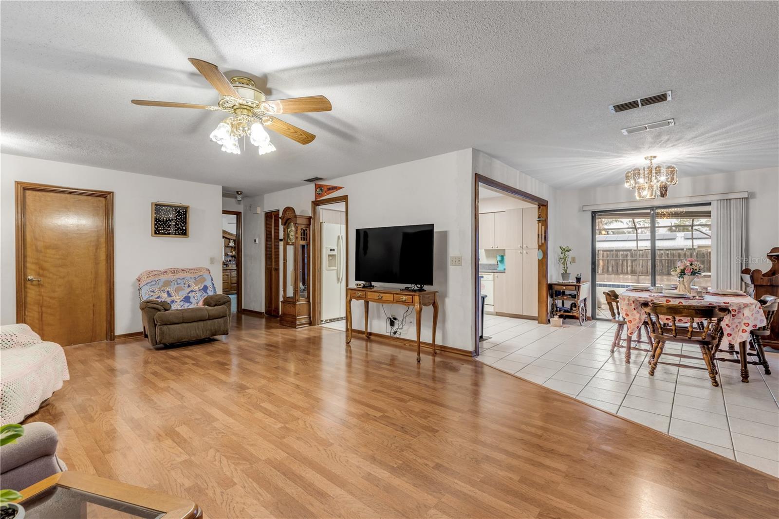 3039 TAMARIND DR, EDGEWATER, FL, 32141