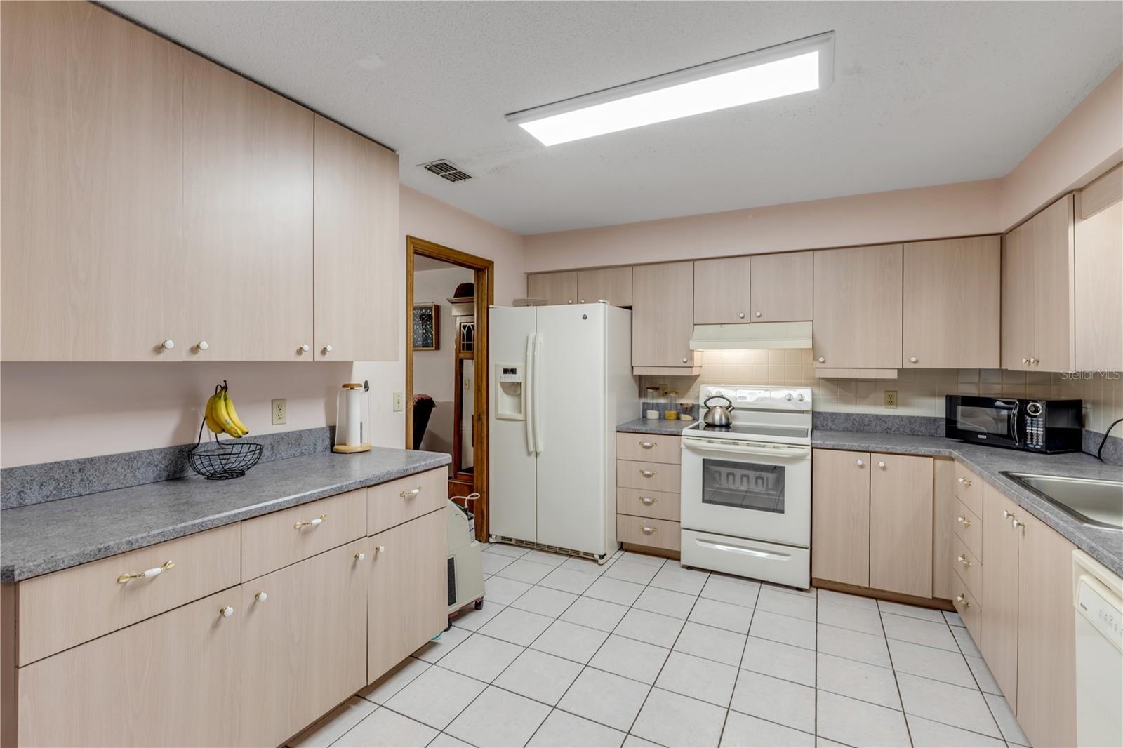 3039 TAMARIND DR, EDGEWATER, FL, 32141