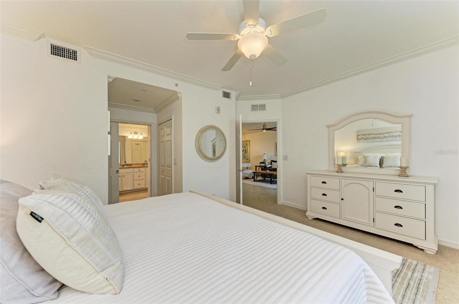 5538 PALMER CIR #106, BRADENTON, FL, 34211
