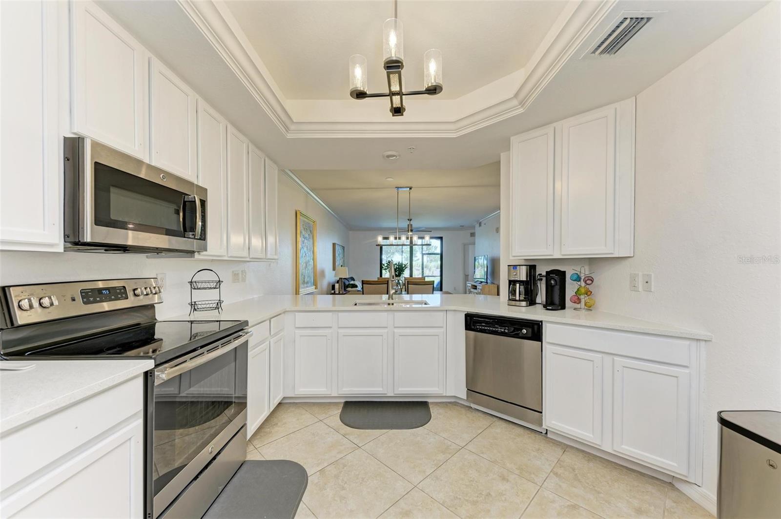 5538 PALMER CIR #106, BRADENTON, FL, 34211