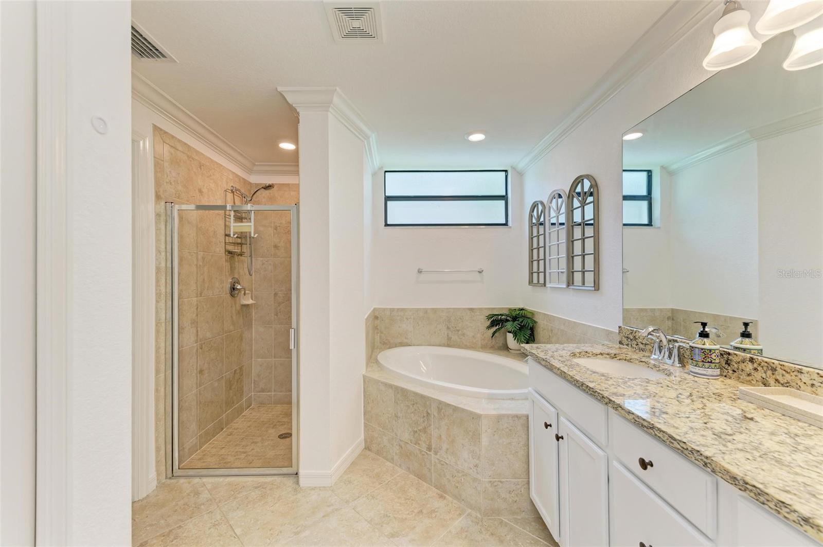 5538 PALMER CIR #106, BRADENTON, FL, 34211