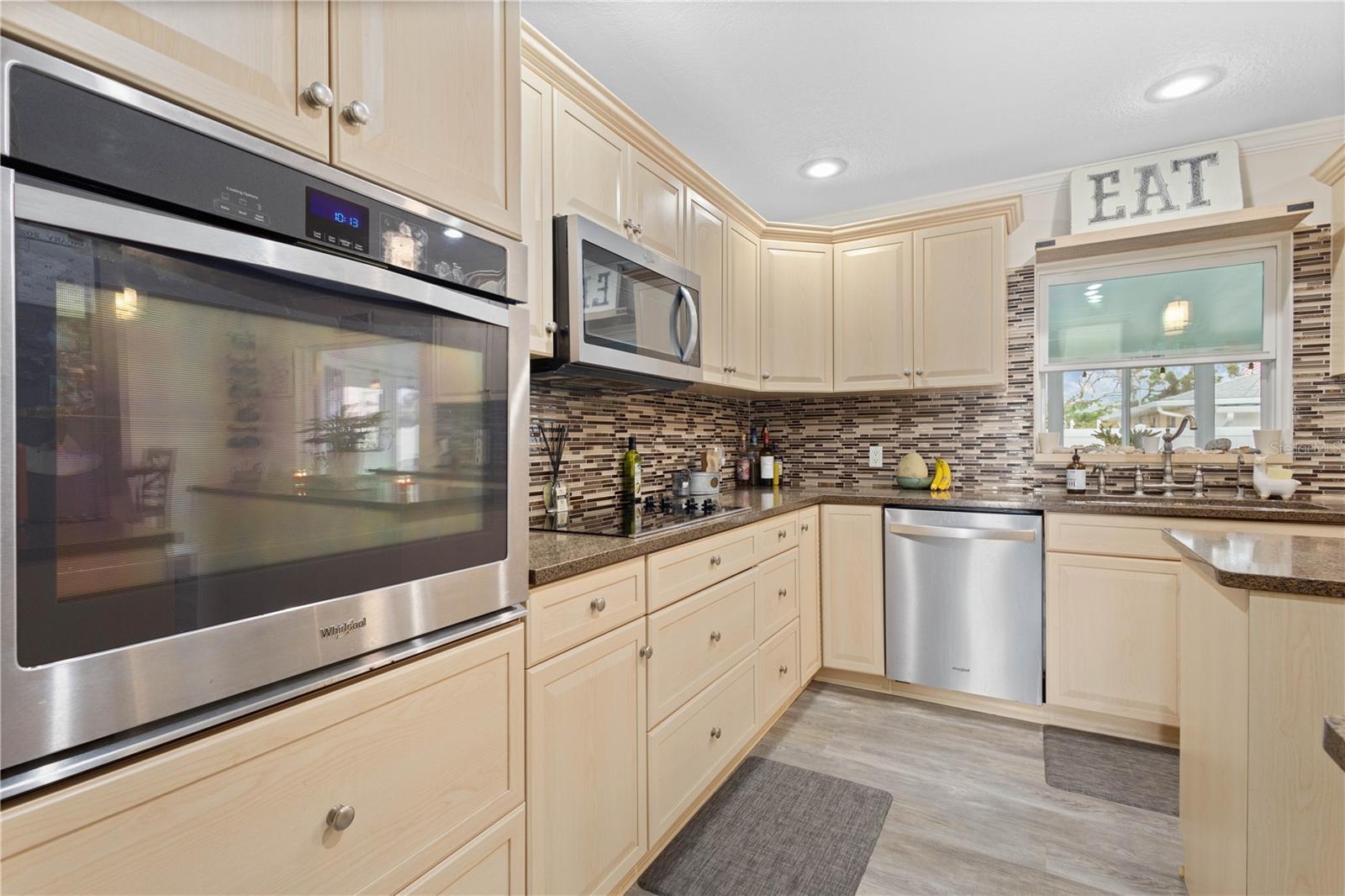 1132 MANGROVE RD, VENICE, FL, 34293