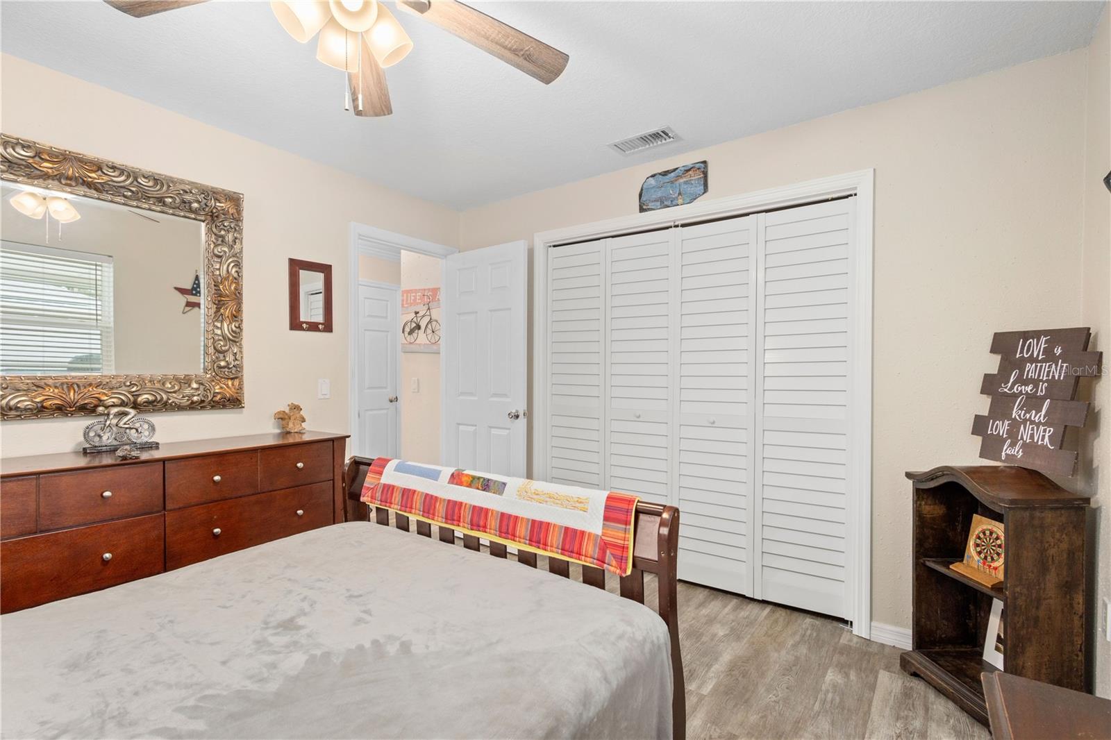 1132 MANGROVE RD, VENICE, FL, 34293