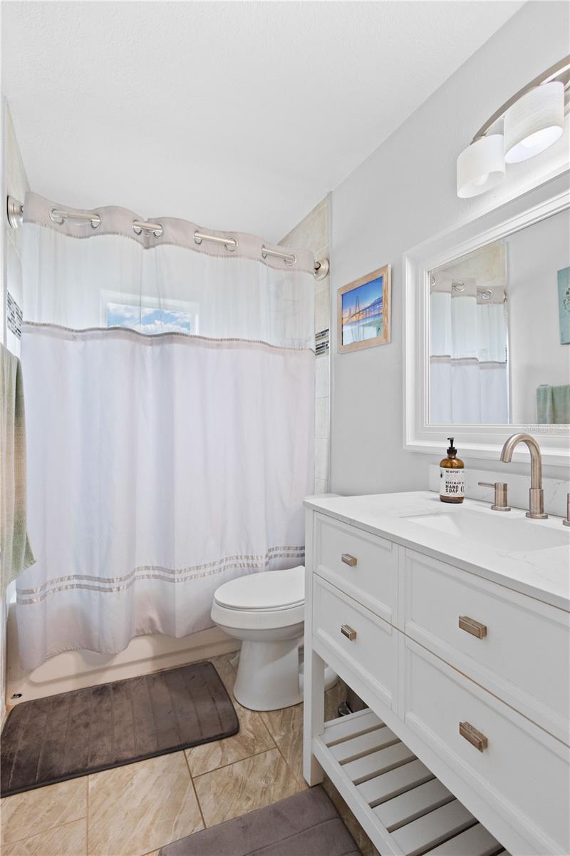 1132 MANGROVE RD, VENICE, FL, 34293