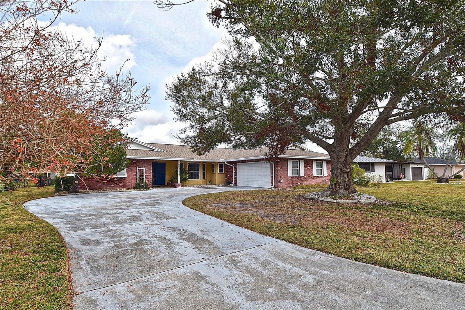 1864 MID OCEAN CIR, SARASOTA, FL, 34239