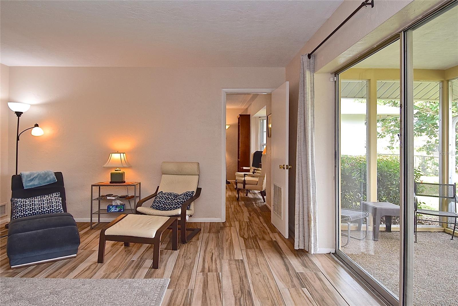 1864 MID OCEAN CIR, SARASOTA, FL, 34239
