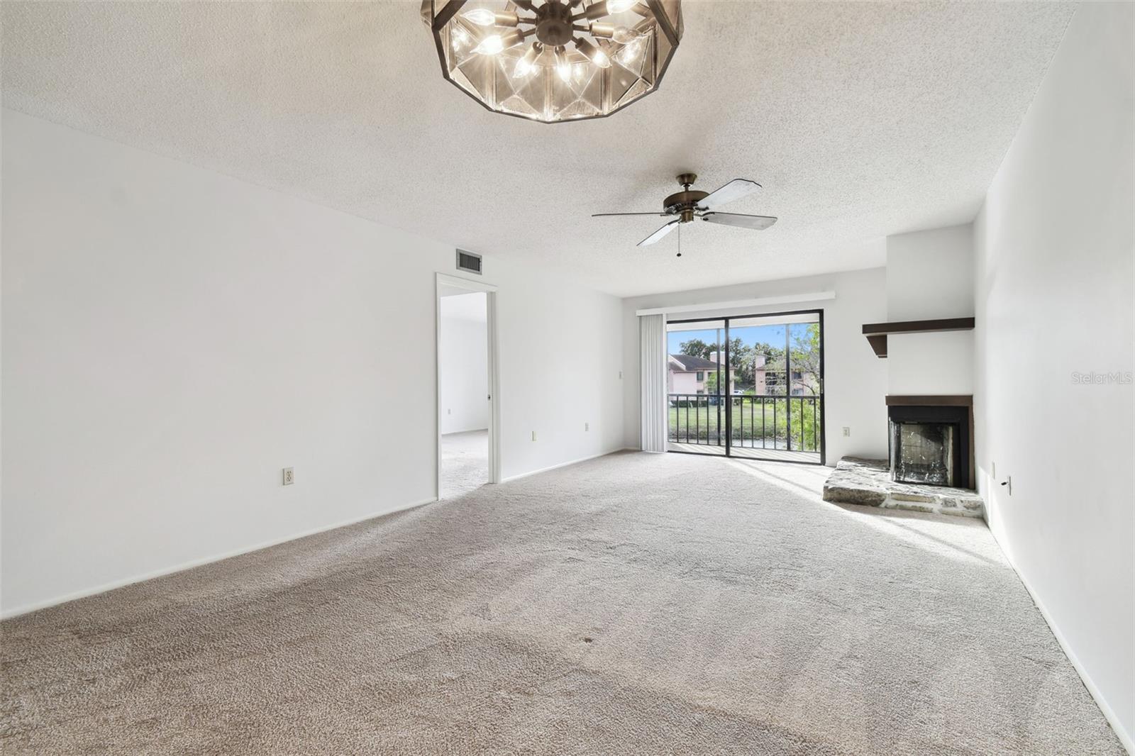 130 LAKEVIEW WAY #130, OLDSMAR, FL, 34677